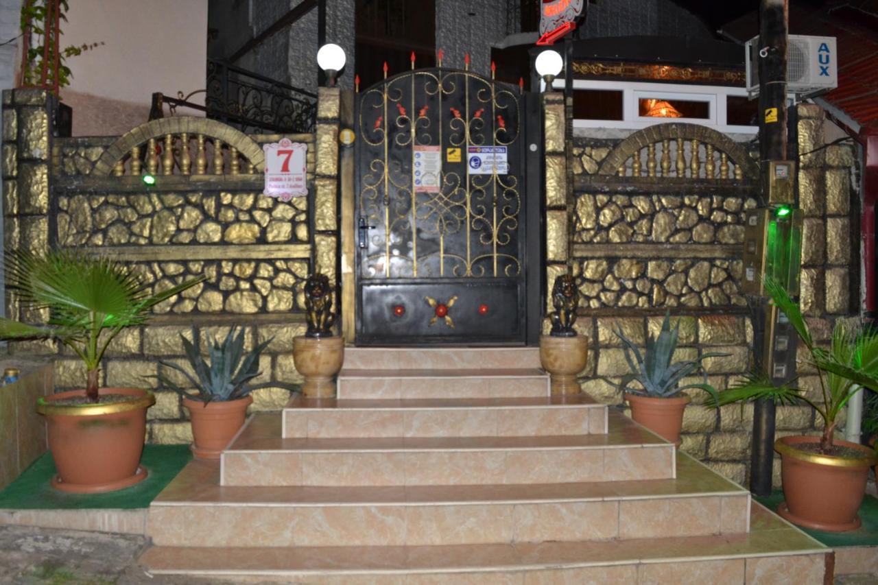 Hotel Mkudro Kutaisi Exterior foto